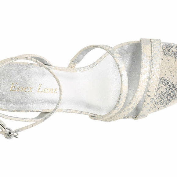 Sandals - Picture 2 of 7